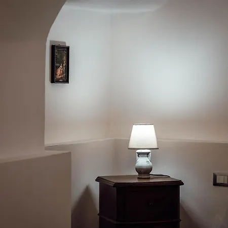 Corte Isabel Rustico Garda 아파트